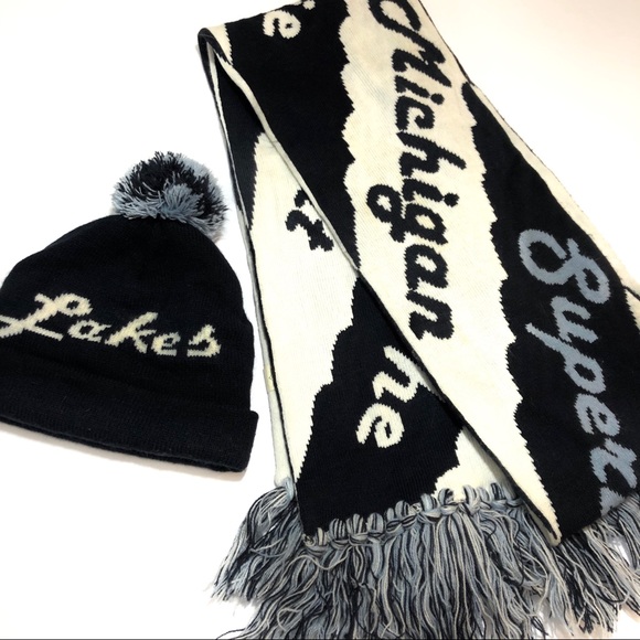 Great Lakes Toque&Scarf Set by The Arborist -NEW - Picture 5 of 9
